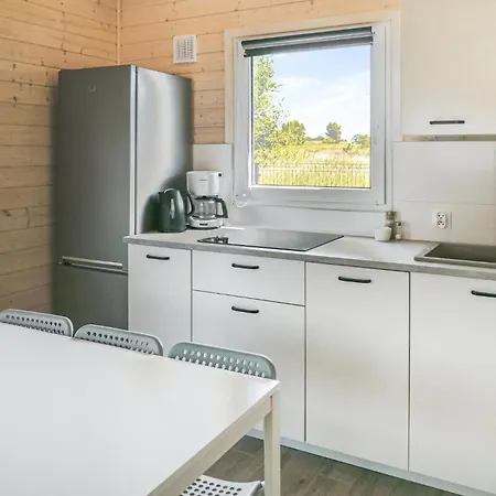 2 Bedroom Cozy In Holiday home Rewal